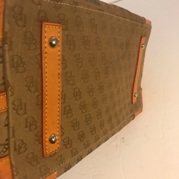 VTG DOONEY & BOURKE BEIGE AND TAN LEATHER TRIM - Picture 4 of 9